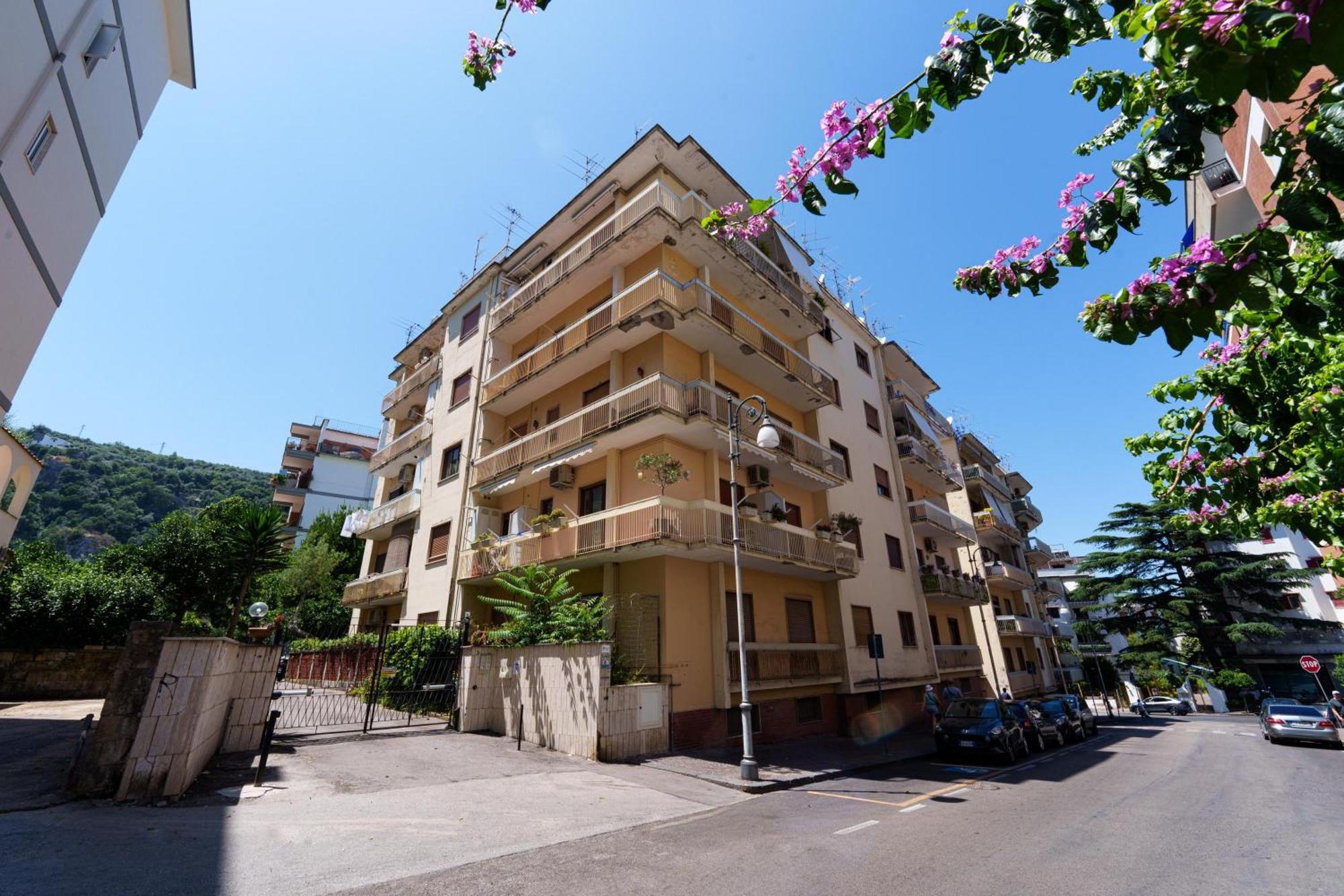 Marina Piccola Apartment Sorrento Ngoại thất bức ảnh